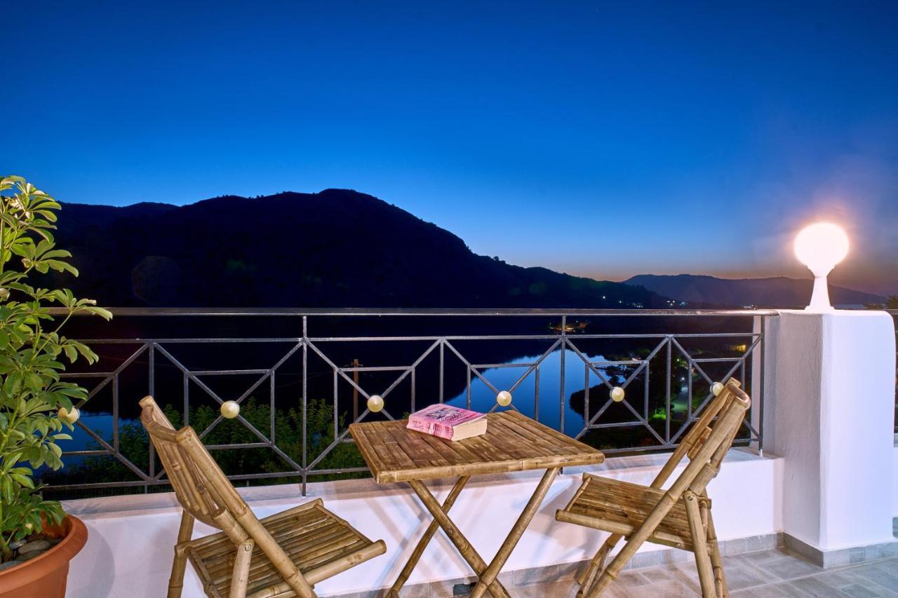 Lake View Suites Kávallos Exterior foto